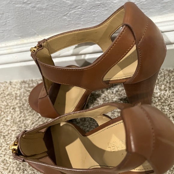 Michael Kors Women's Berkley T-Strap Platform Dress Sandals - Picture 6 of 10